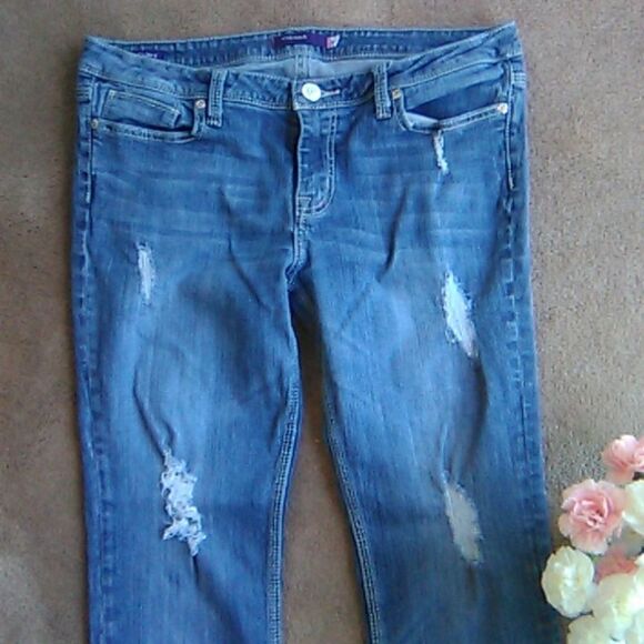 Vigoss  Slim Leg Jeans - Picture 2 of 11